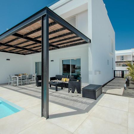 Serena Villa 38 - Heated Pool, Sea Views, Ac, High Speed Internet Playa Blanca  Extérieur photo