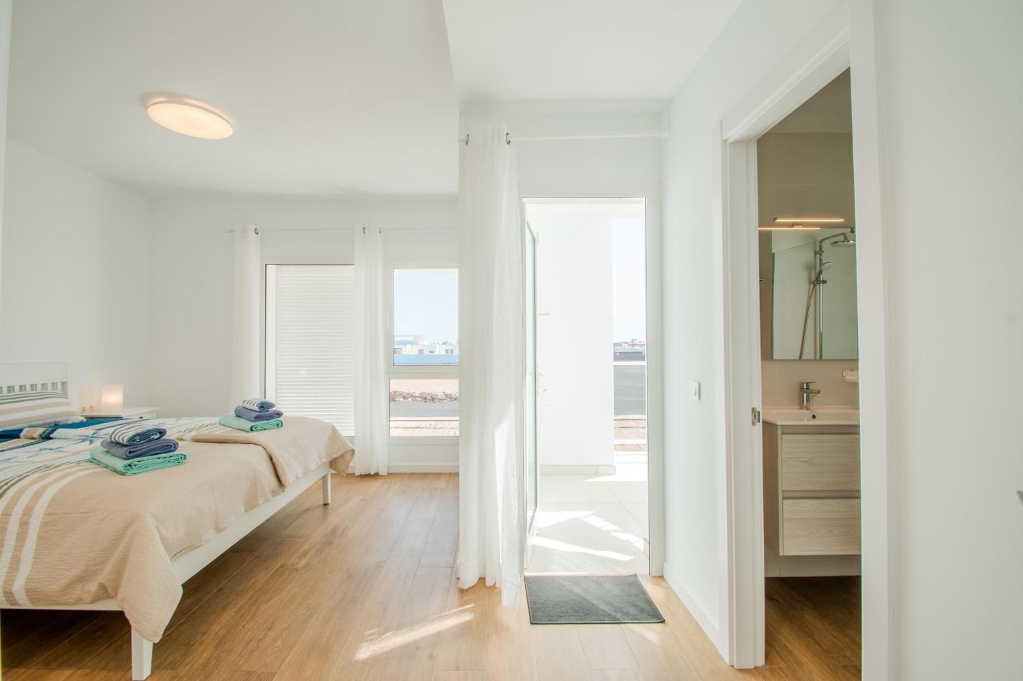 Serena Villa 38 - Heated Pool, Sea Views, Ac, High Speed Internet Playa Blanca  Extérieur photo